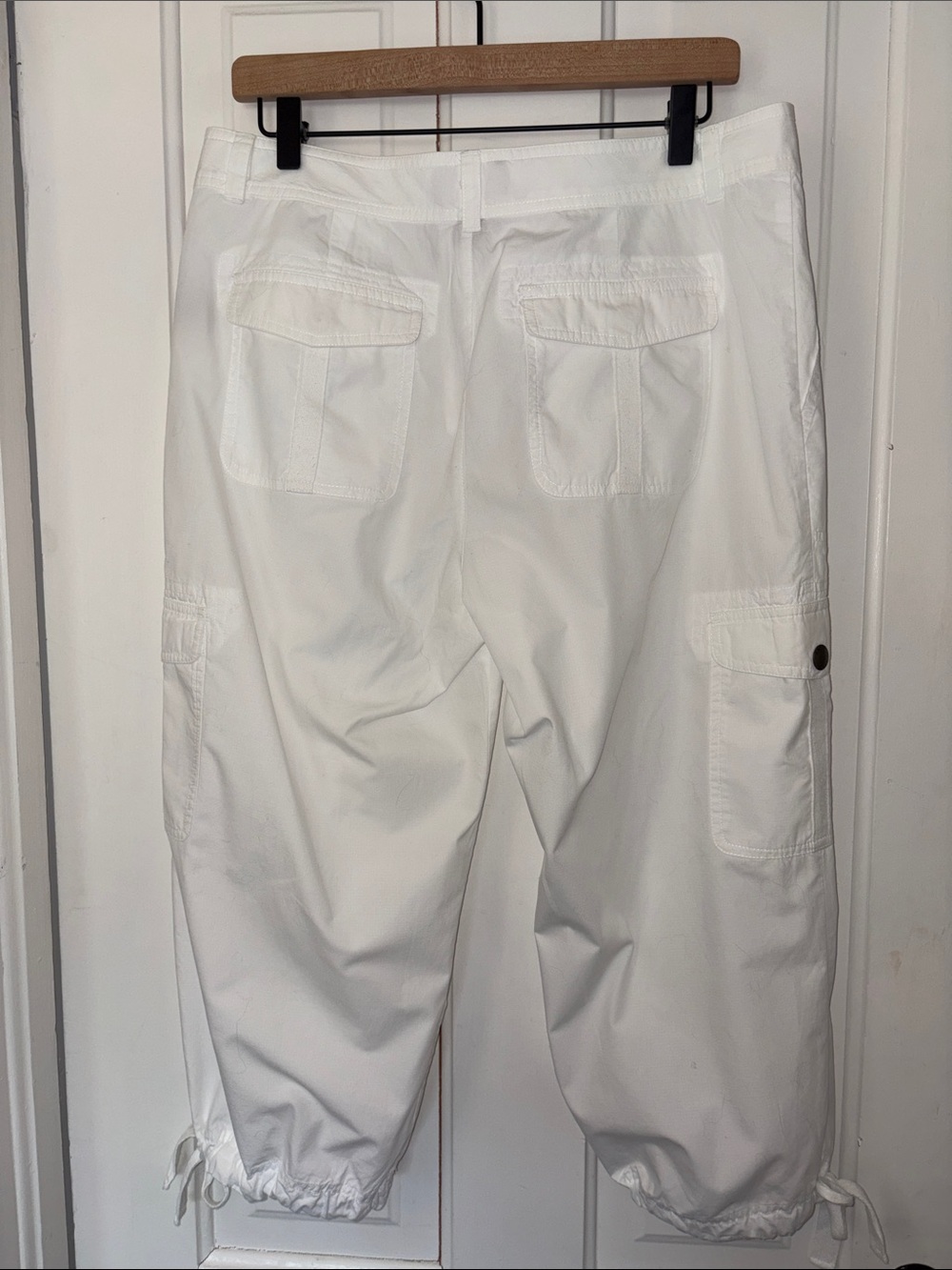 Chaps Woman’s White Cargo Drawstring Pants - Picture 2 of 5
